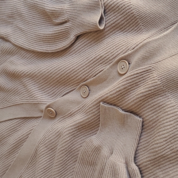 Babaton Bespoke Cardigan - Picture 2 of 5